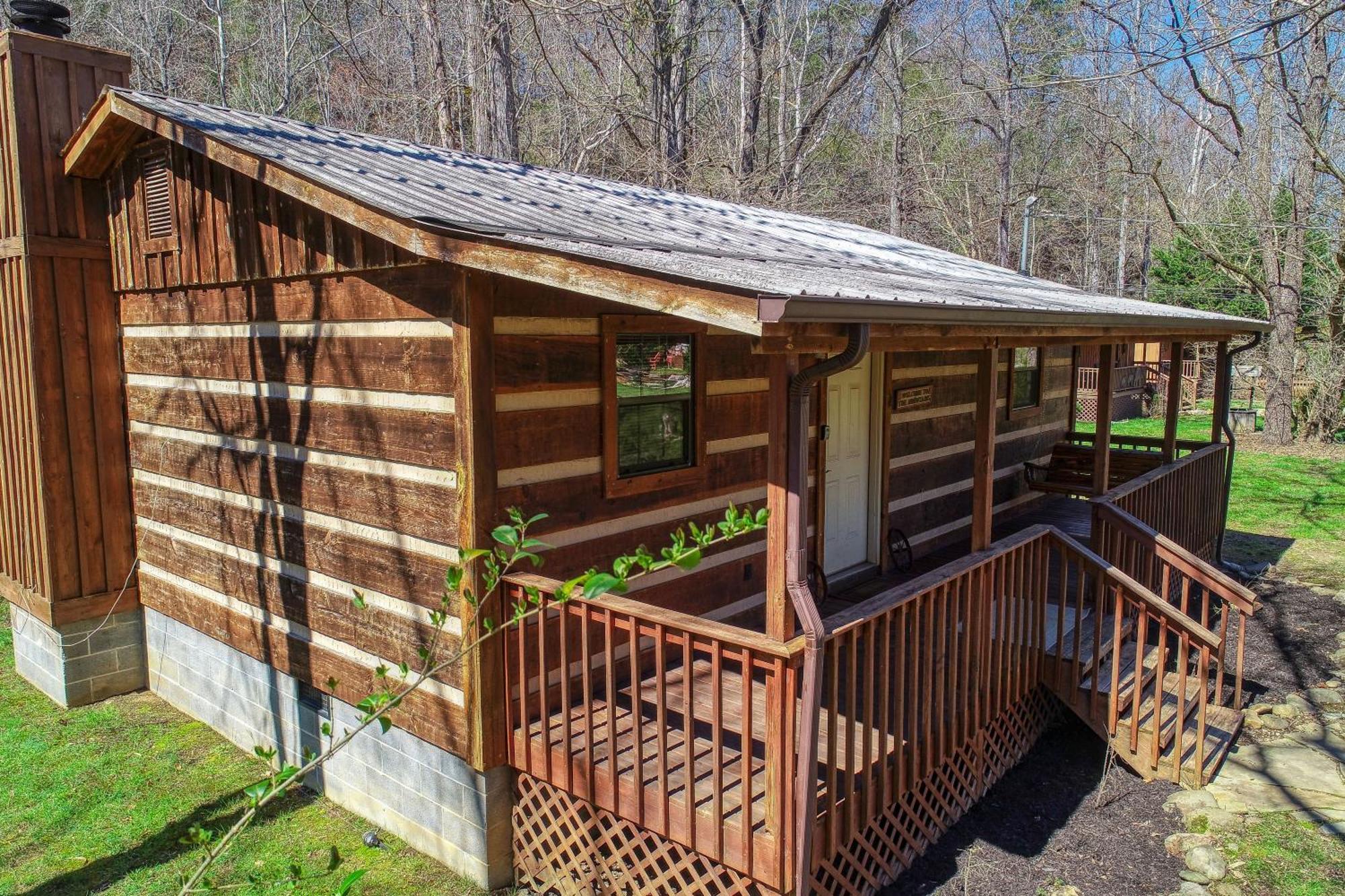Creekside Memories Cabin Cosby Exterior photo